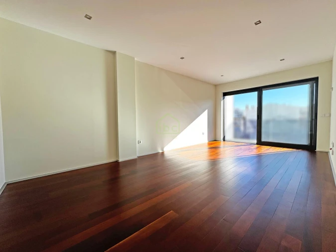 Apartamento T1 para Venda em Póvoa de Varzim, Beiriz e Argivai Foto 1