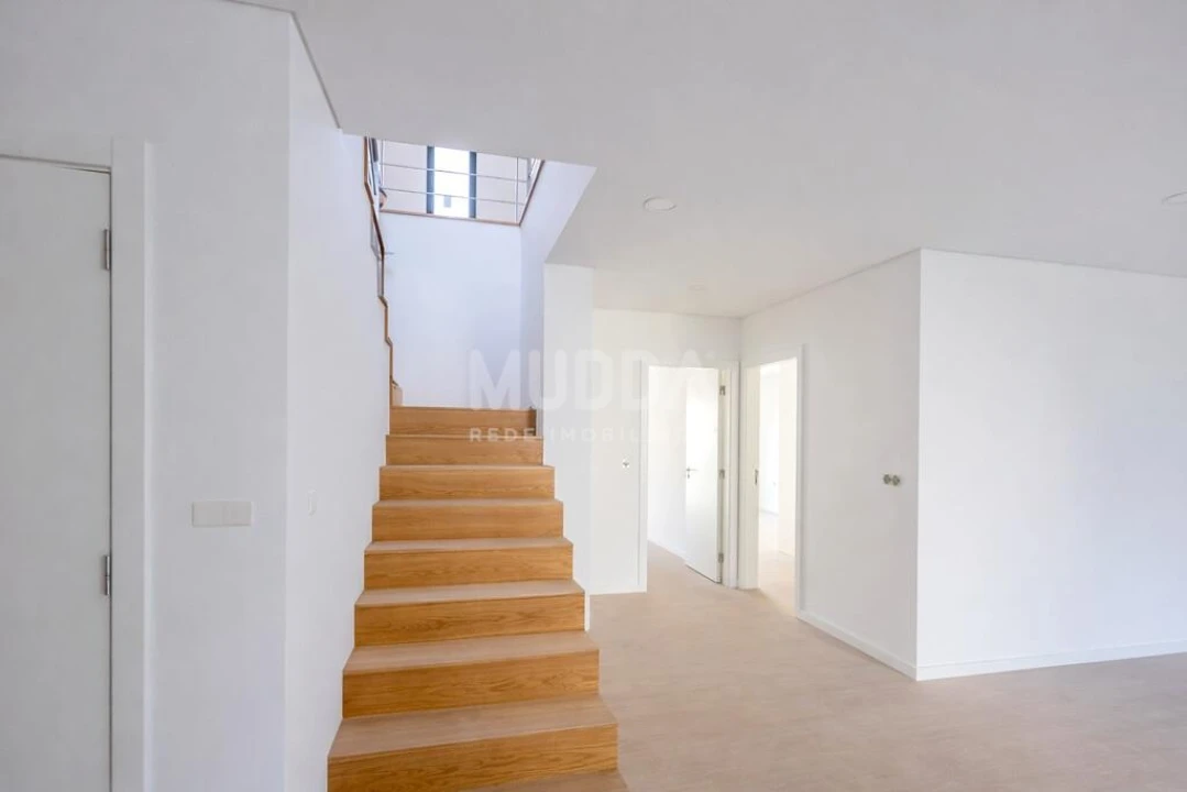 Apartamento T2 para Venda em Esgueira Foto 7