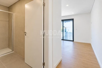 Apartamento T2 para Venda em Esgueira