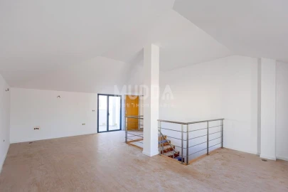 Apartamento T2 para Venda em Esgueira