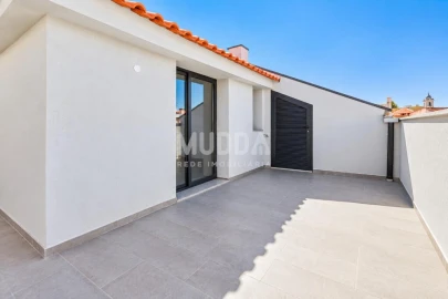 Apartamento T2 para Venda em Esgueira