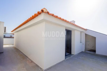 Apartamento T2 para Venda em Esgueira
