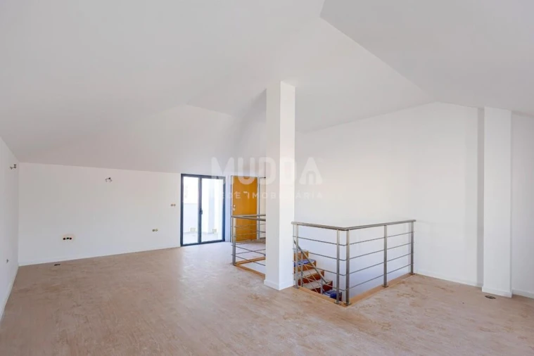 Apartamento T2 para Venda em Esgueira Foto 9