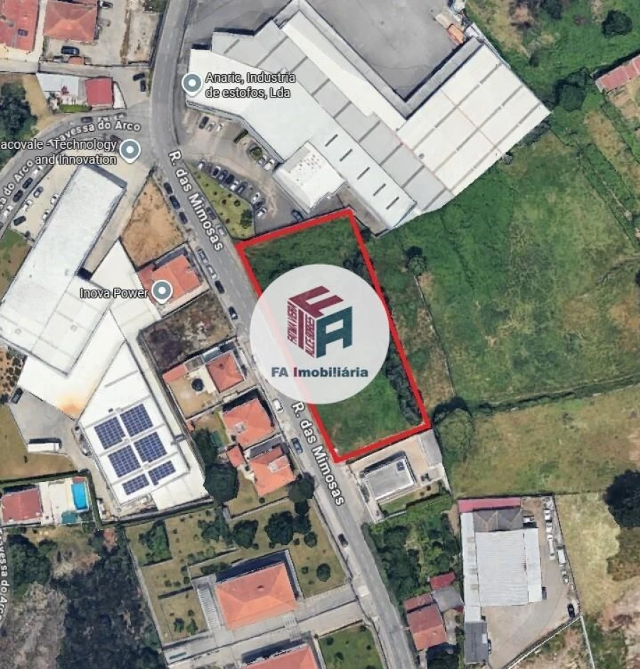 Terreno para Venda em Fânzeres e São Pedro da Cova Foto 3