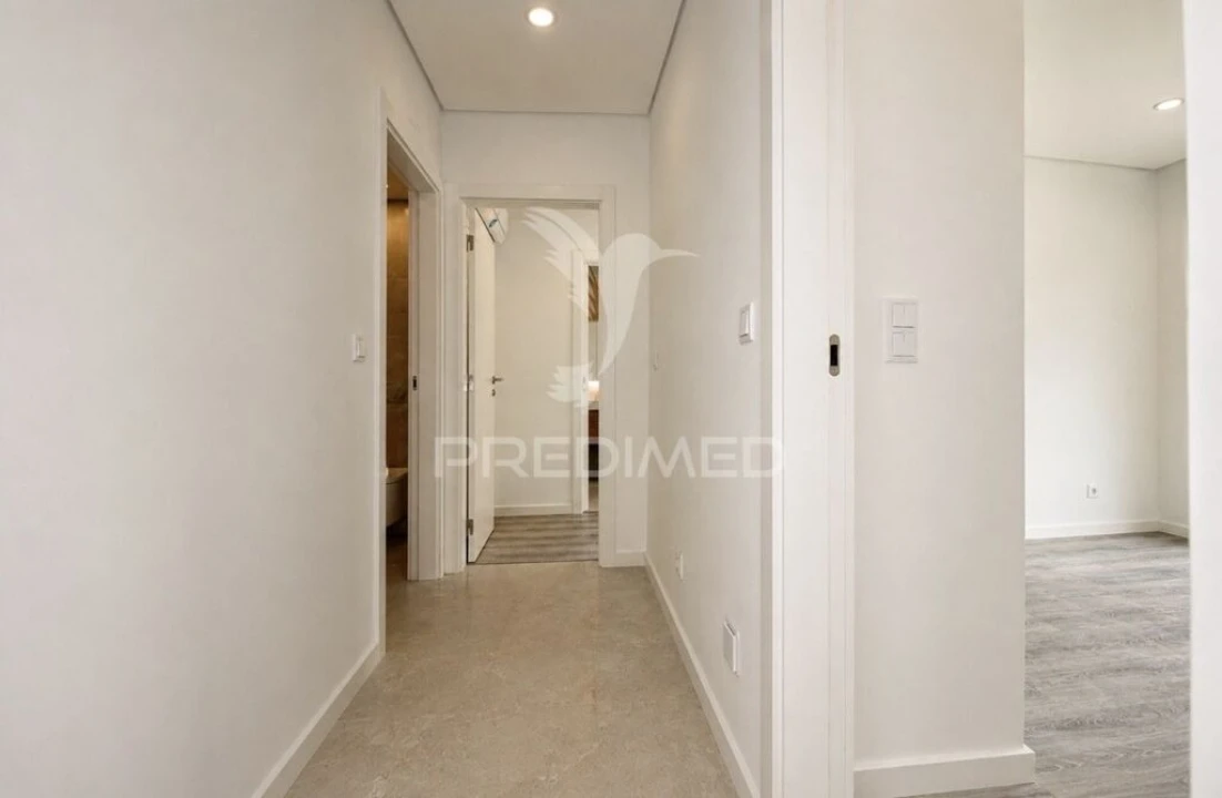Apartamento T2 para Venda em Charneca de Caparica e Sobreda Foto 15
