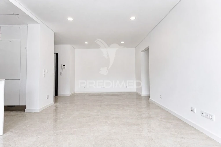 Apartamento T2 para Venda em Charneca de Caparica e Sobreda Foto 3