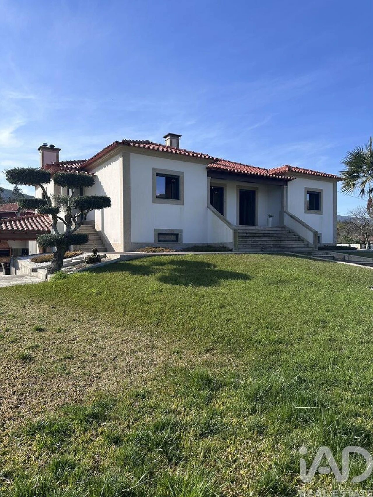 Moradia T5 para Venda em Estorãos Foto 1