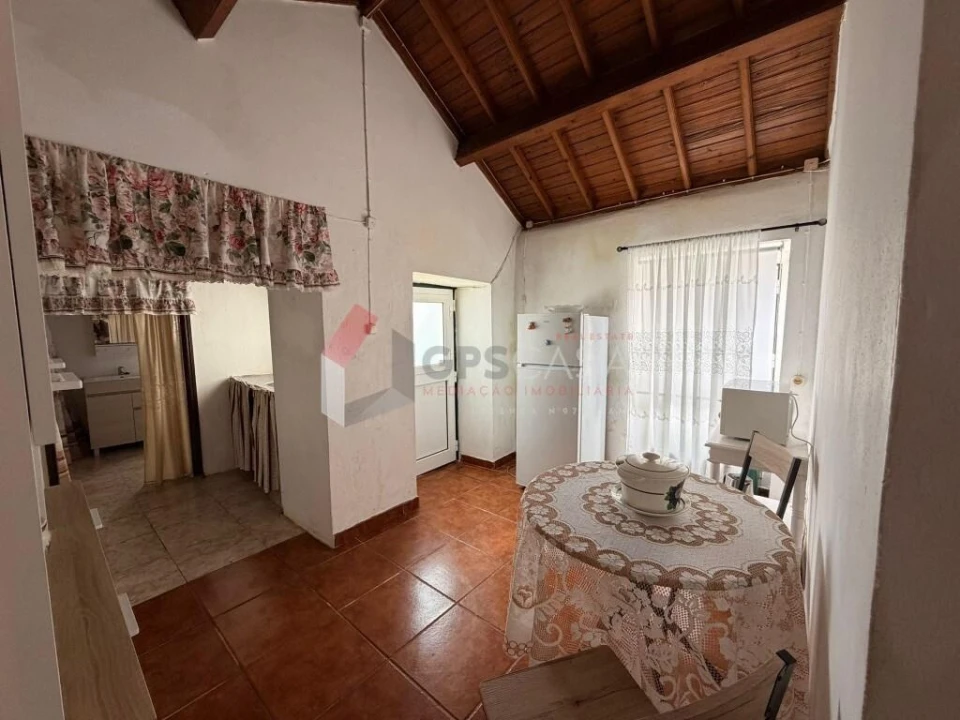 Moradia T1 para Venda em Praia da Vitoria (Santa Cruz) Foto 7