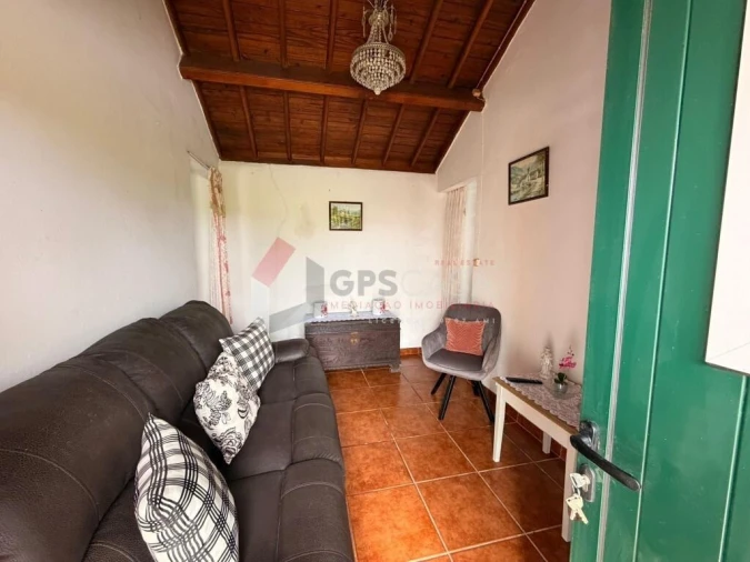 Moradia T1 para Venda em Praia da Vitoria (Santa Cruz) Foto 4