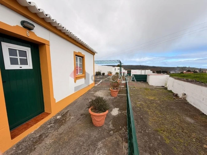 Moradia T1 para Venda em Praia da Vitoria (Santa Cruz) Foto 19