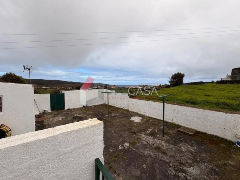 Moradia T1 para Venda em Praia da Vitoria (Santa Cruz) Foto 21