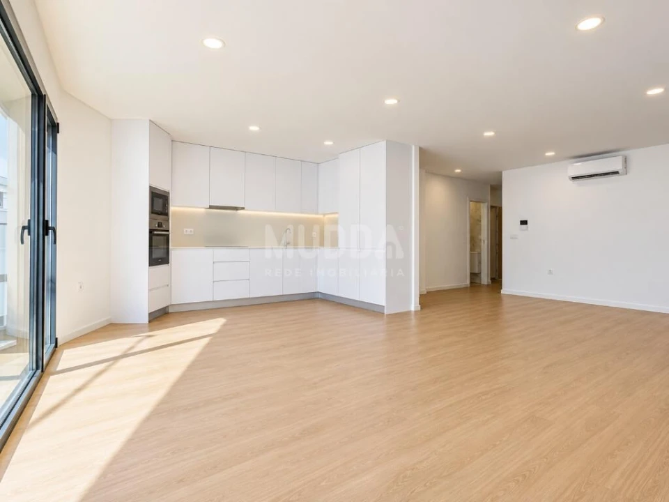 Apartamento T3 para Venda em Esgueira Foto 5