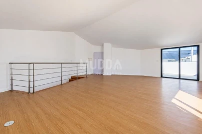 Apartamento T3 para Venda em Esgueira
