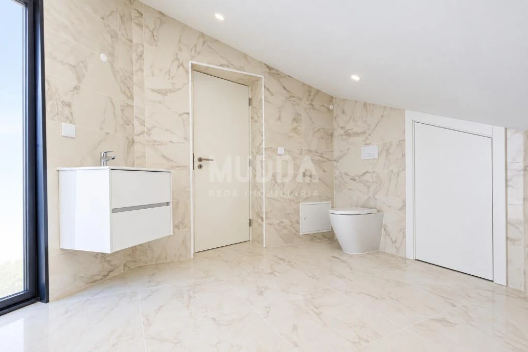 Apartamento T3 para Venda em Esgueira Foto 28