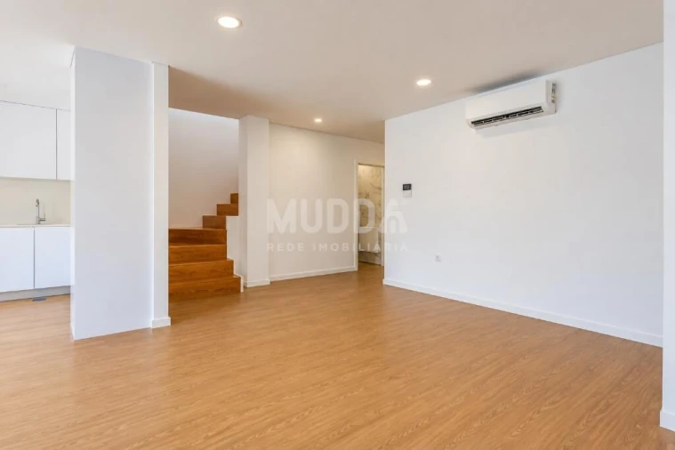 Apartamento T3 para Venda em Esgueira Foto 8