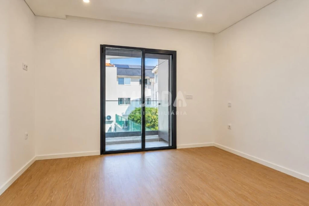 Apartamento T3 para Venda em Esgueira Foto 11