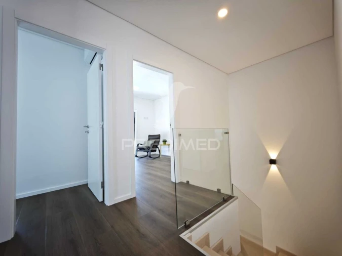 Moradia T3 para Venda em Samora Correia Foto 11