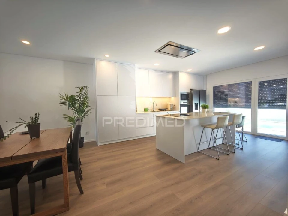 Moradia T3 para Venda em Samora Correia Foto 3