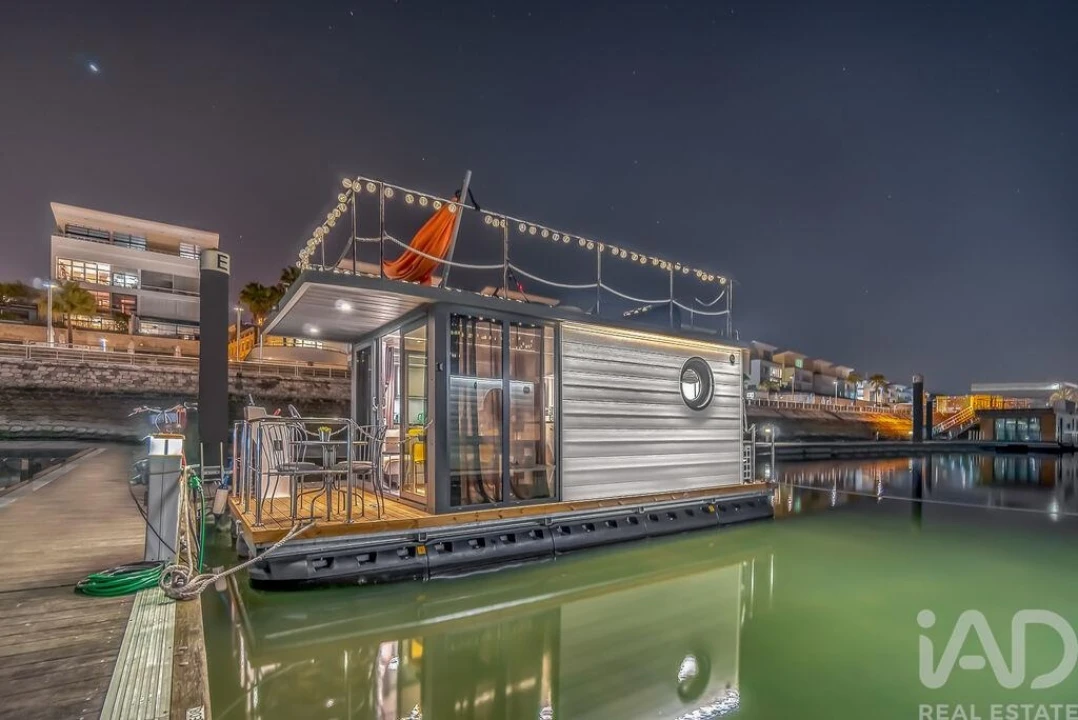 Apartamento para Venda em Olivais Foto 1