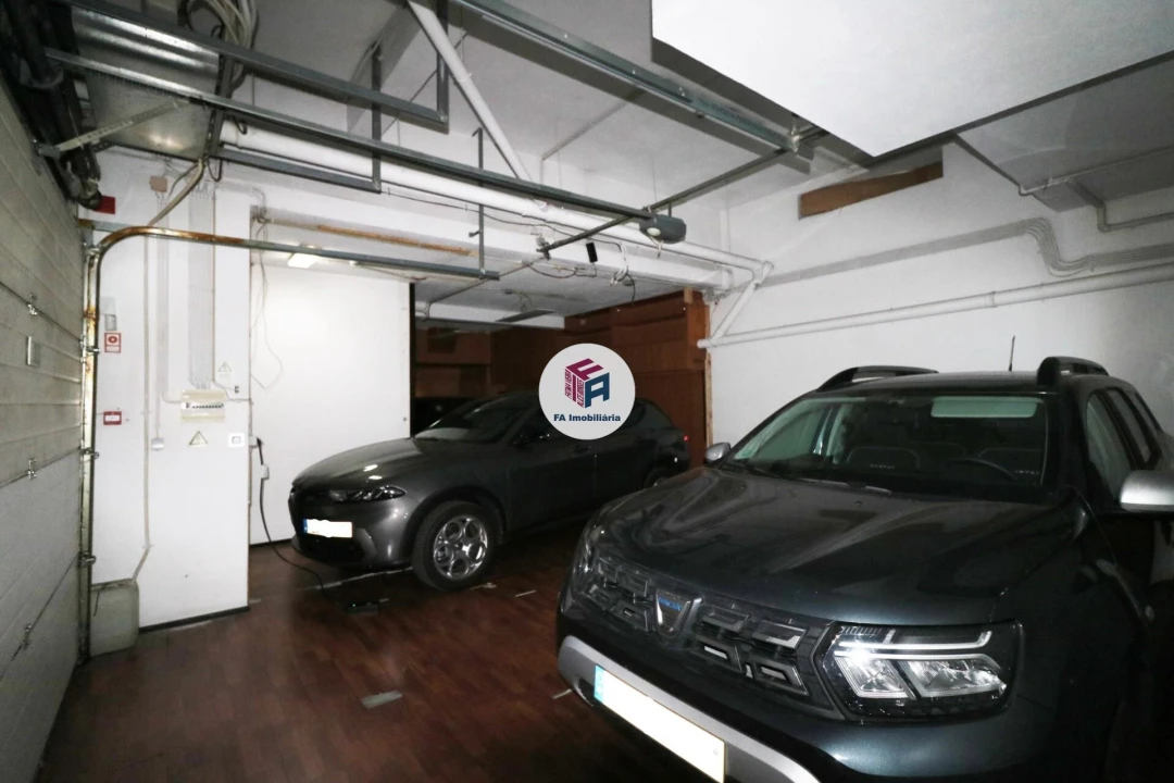 Loja para Arrendamento em Matosinhos e Leça da Palmeira Foto 15