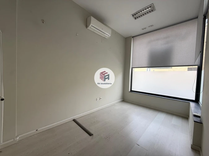Loja para Arrendamento em Matosinhos e Leça da Palmeira Foto 7