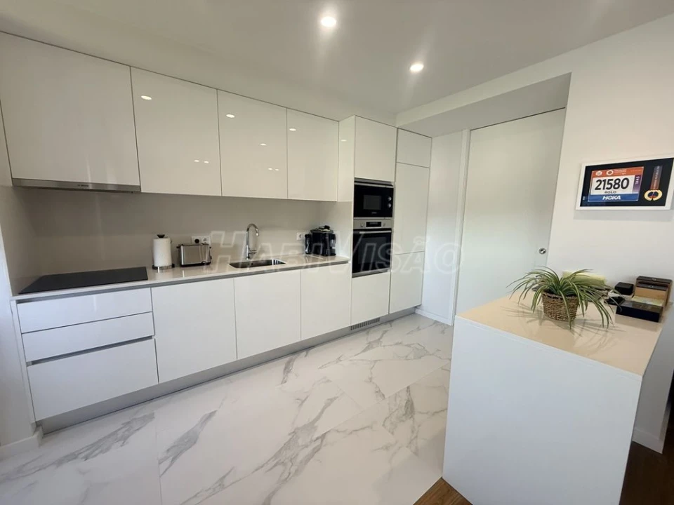 Apartamento T1 para Venda em Moreira Foto 3