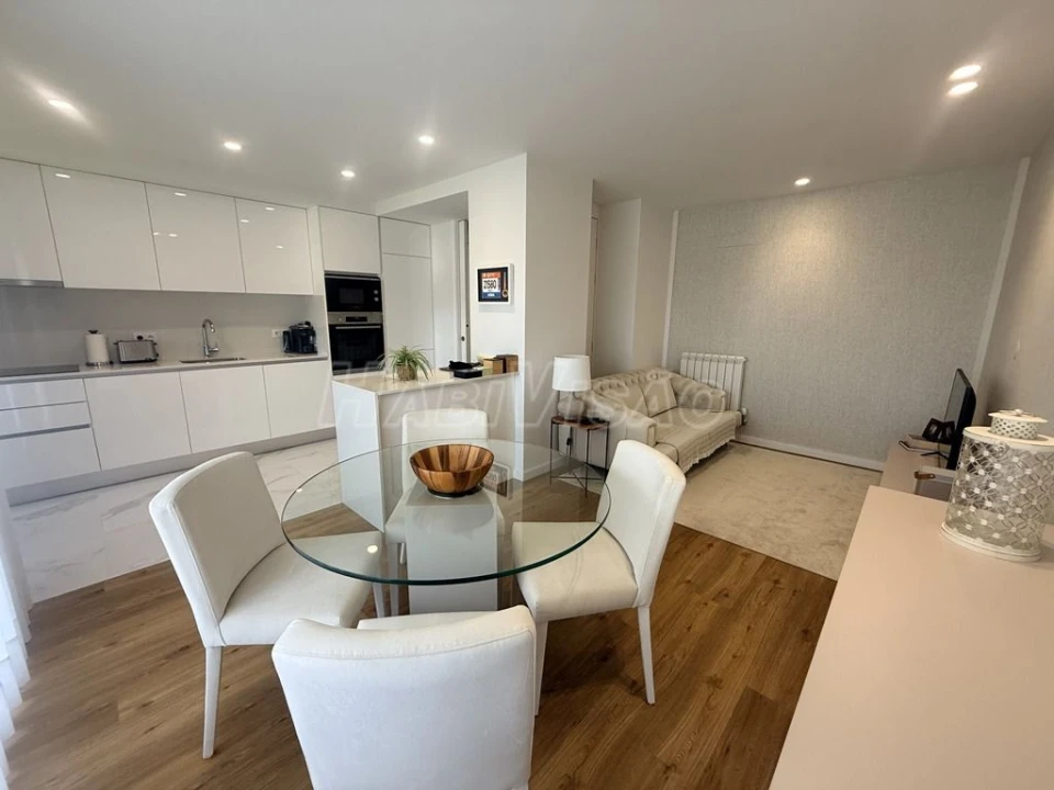 Apartamento T1 para Venda em Moreira Foto 5