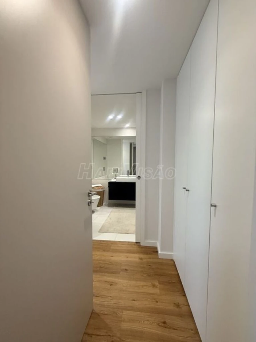 Apartamento T1 para Venda em Moreira Foto 9