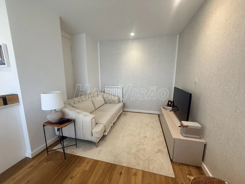 Apartamento T1 para Venda em Moreira Foto 6