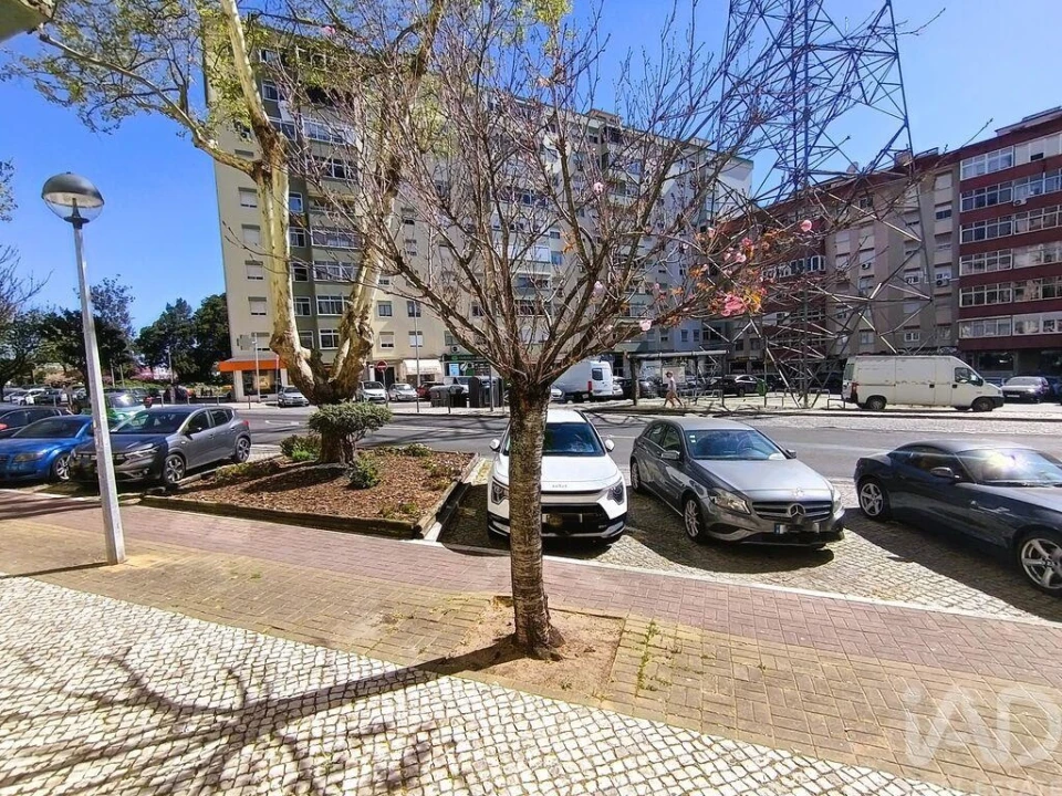 Apartamento T2 para Venda em Odivelas Foto 20