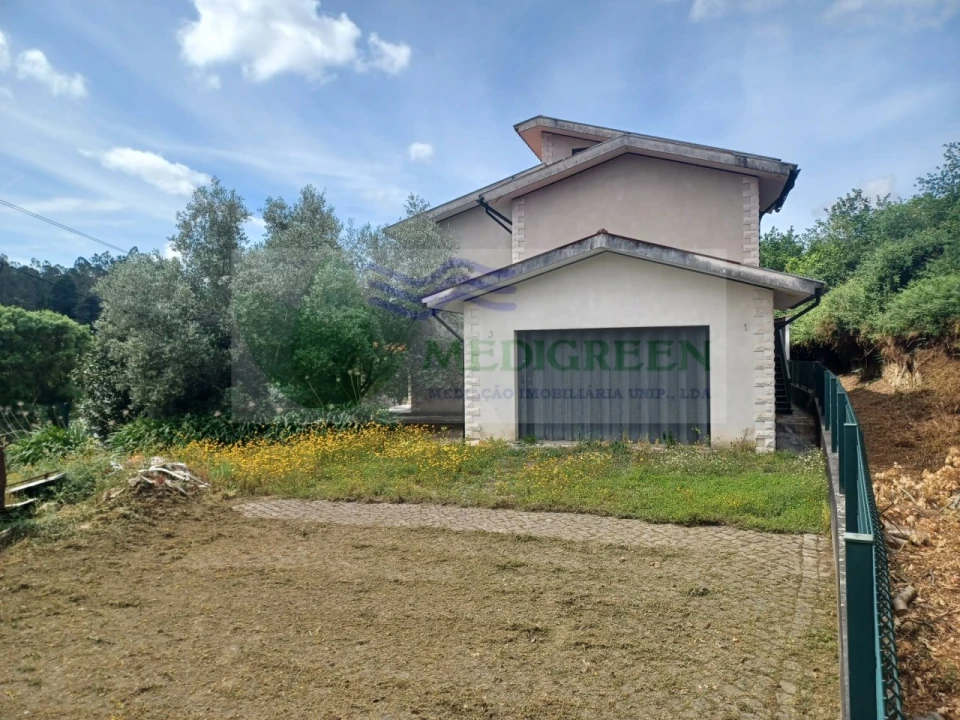 Moradia T5 para Venda em Pessegueiro do Vouga Foto 46