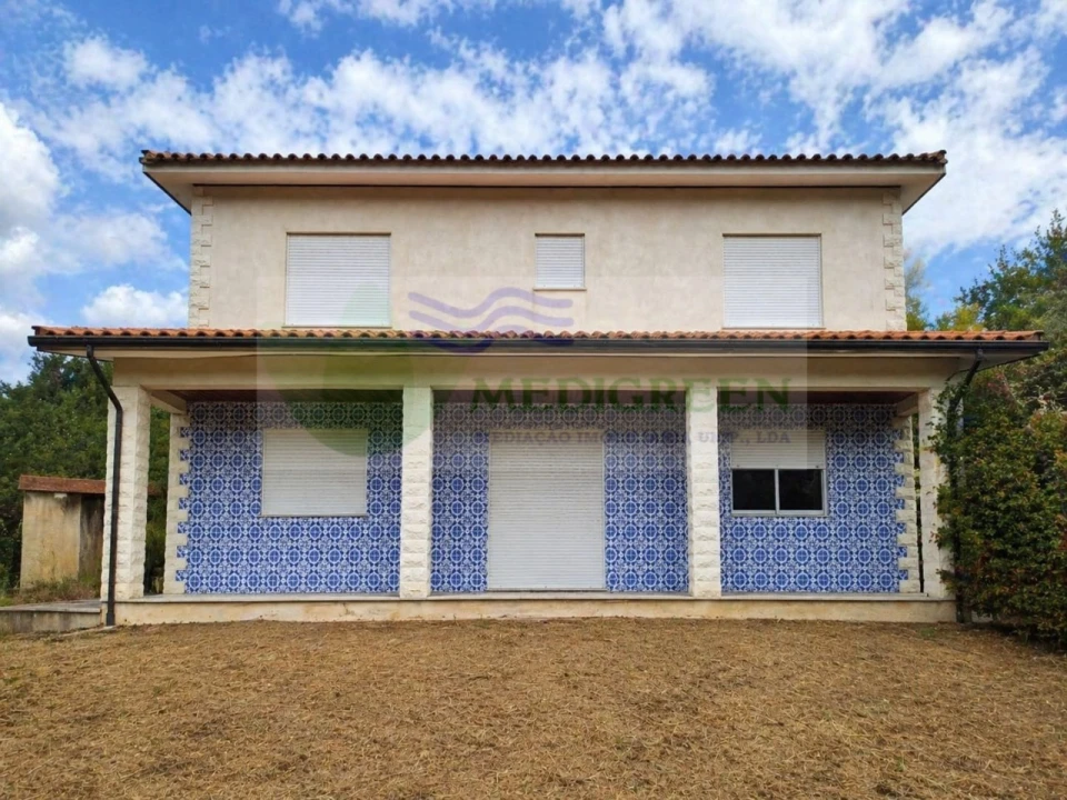 Moradia T5 para Venda em Pessegueiro do Vouga Foto 2