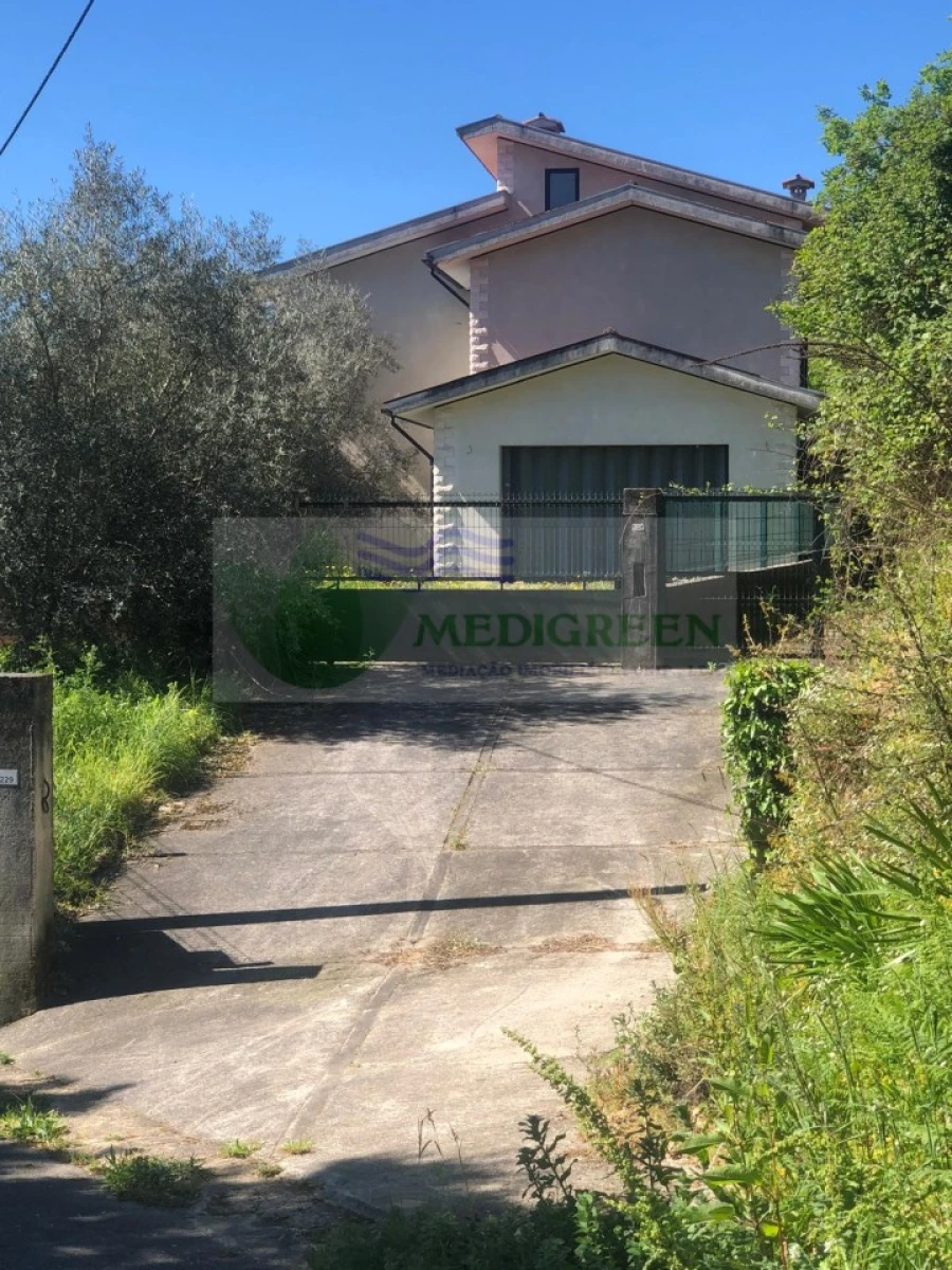 Moradia T5 para Venda em Pessegueiro do Vouga Foto 47