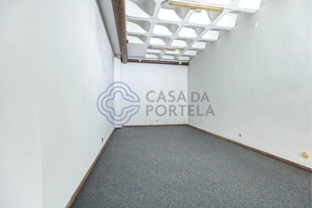 Loja para Venda em Cedofeita, Santo Ildefonso, Sé, Miragaia, São Nicolau e Vitória Foto 18