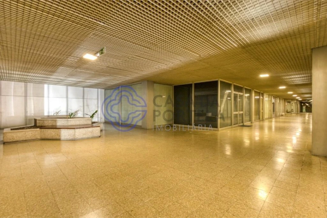 Loja para Venda em Cedofeita, Santo Ildefonso, Sé, Miragaia, São Nicolau e Vitória Foto 8