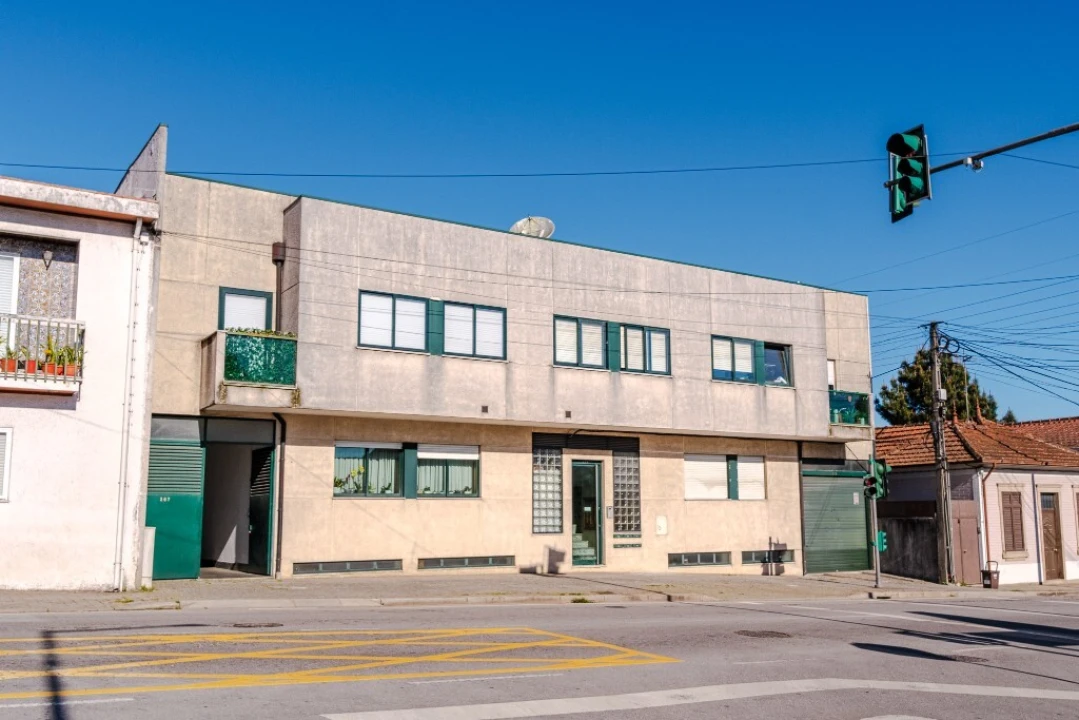 Apartamento T2 para Venda em Castêlo da Maia Foto 28