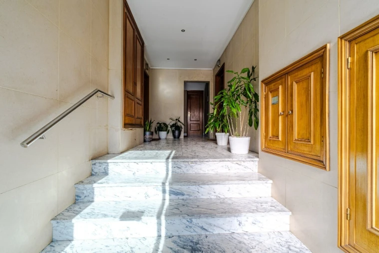 Apartamento T2 para Venda em Castêlo da Maia Foto 25