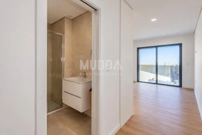Apartamento T2 para Venda em Esgueira