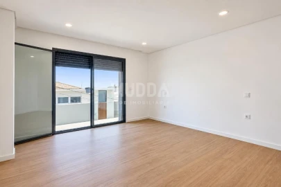 Apartamento T2 para Venda em Esgueira