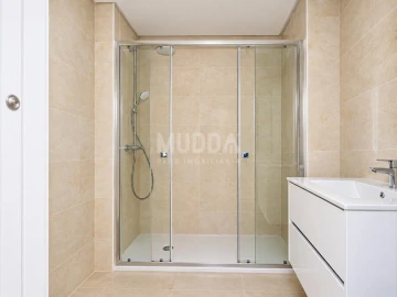 Apartamento T2 para Venda em Esgueira