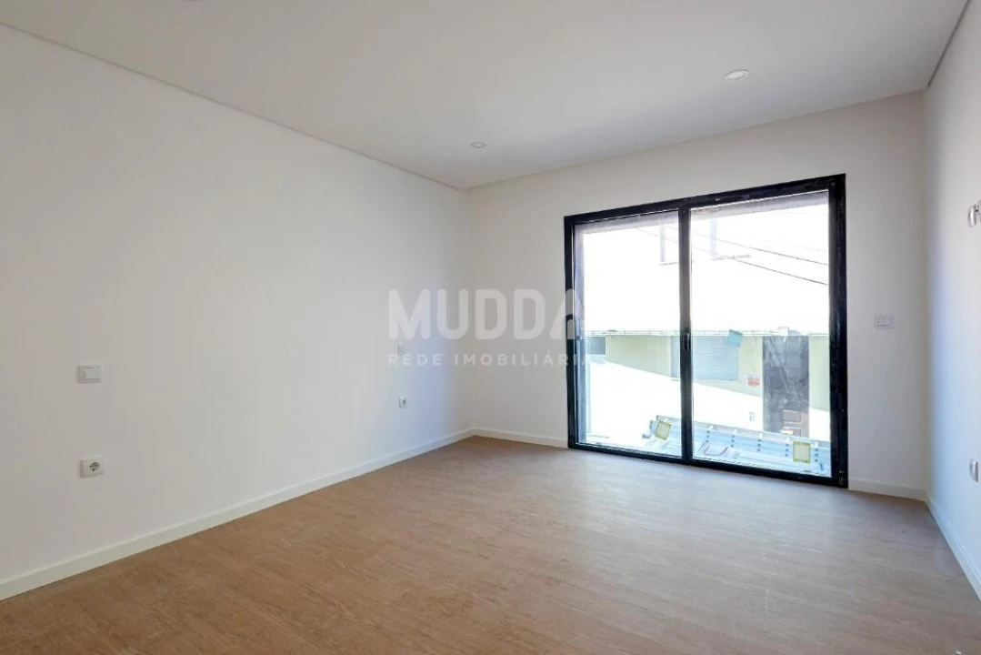 Apartamento T2 para Venda em Esgueira Foto 7