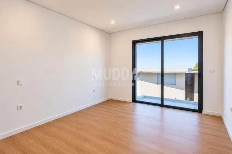 Apartamento T2 para Venda em Esgueira Foto 16
