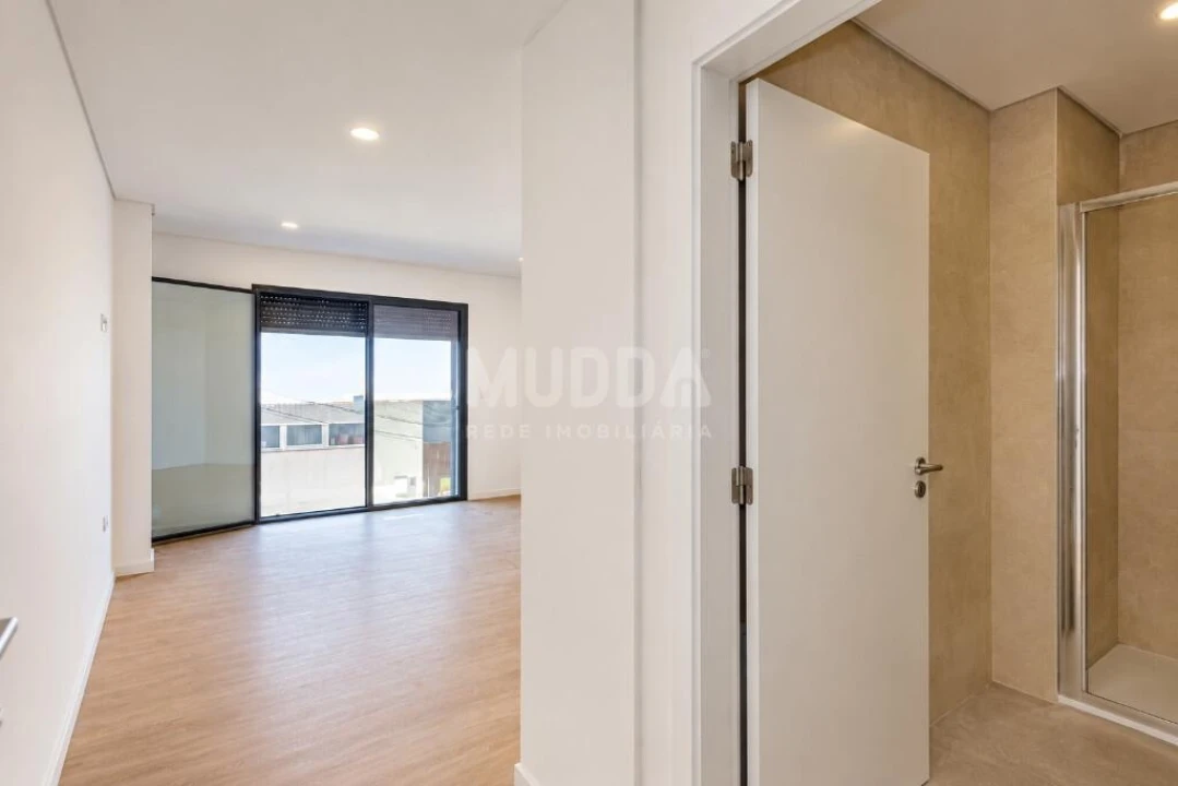 Apartamento T2 para Venda em Esgueira Foto 14