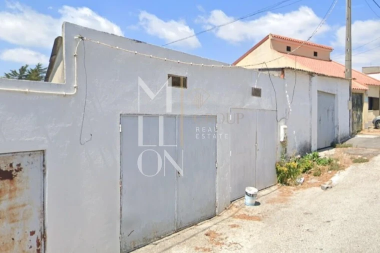 Garagem para Arrendamento em Rio de Mouro Foto 4