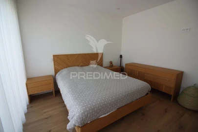 Moradia T3 para Venda em Ferreiras