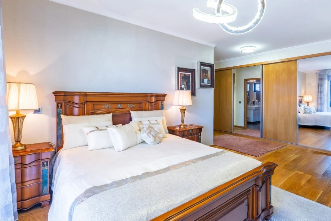 Apartamento T4 para Venda em São Martinho Foto 19