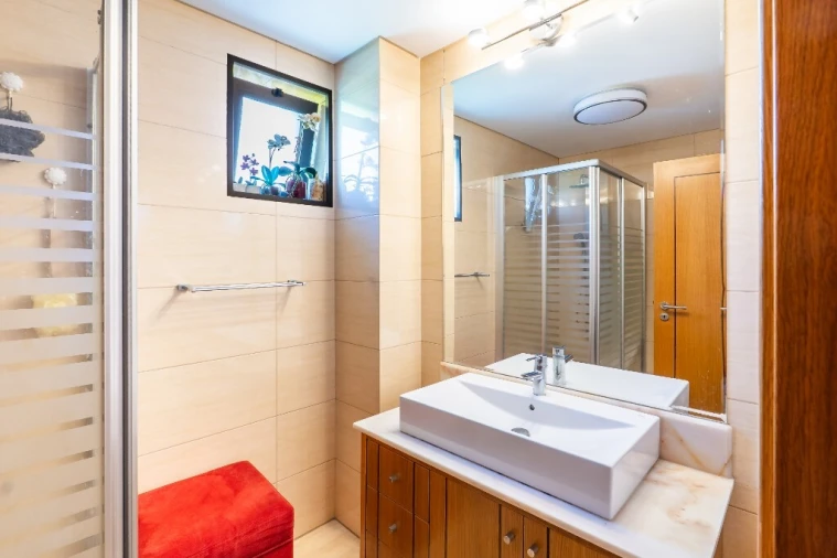 Apartamento T4 para Venda em São Martinho Foto 28