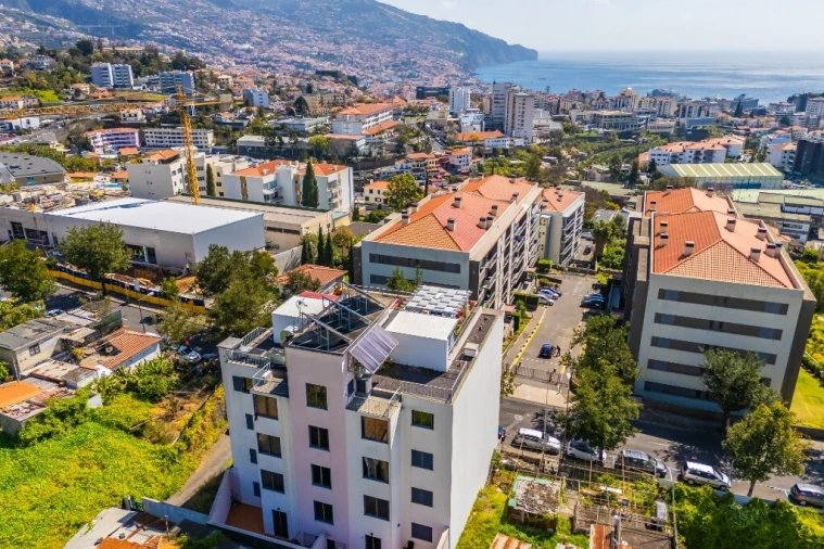 Apartamento T4 para Venda em São Martinho Foto 54