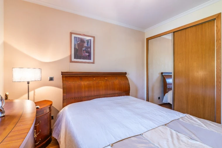 Apartamento T4 para Venda em São Martinho Foto 16