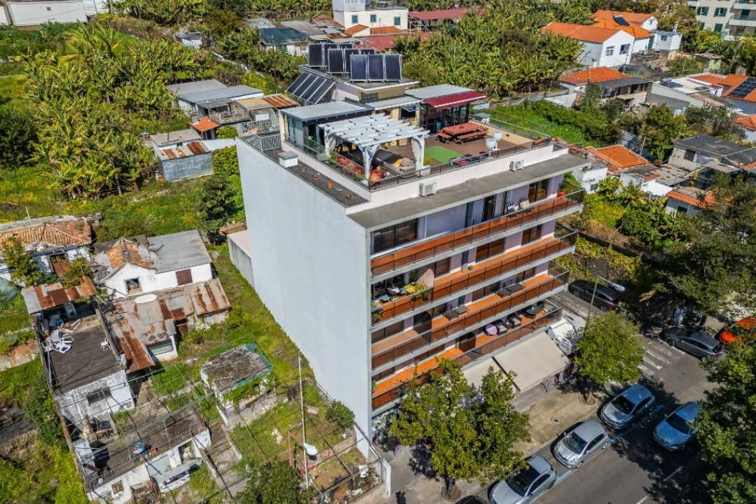 Apartamento T4 para Venda em São Martinho Foto 52